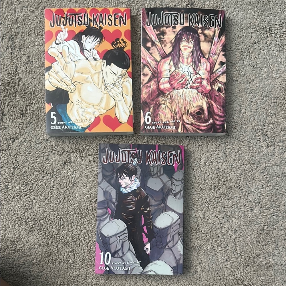 Manga Jujutsu Kaisen Volumes 5, 6, 10 - Red, Black, Pink Covers